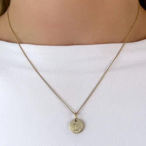 bokstav l diamant anheng i 9 karat gull 0,01 ct