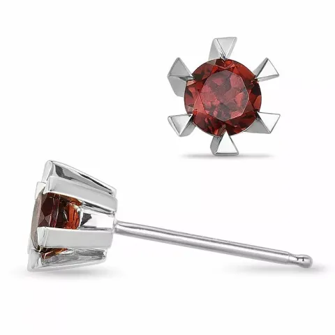 2 x 0,29 ct granat solitaireørepynt i 9 karat hvitt gull med granat