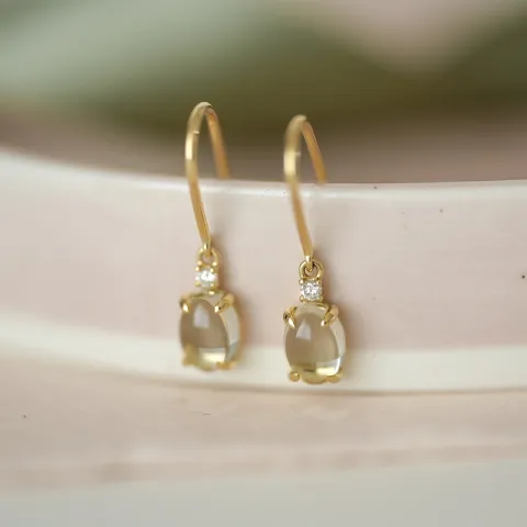 ovale grønn ametyst diamantøredobb i 9 karat gull med diamant og ametyst
