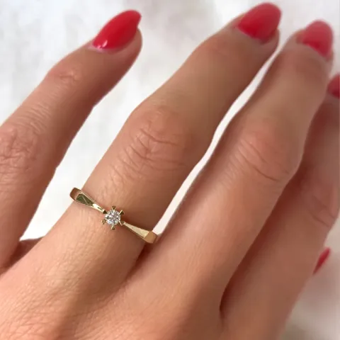 kampanje - diamant solitairering i 14 karat gull 0,08 ct