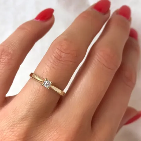 kampanje - diamant solitairering i 14 karat gull 0,12 ct