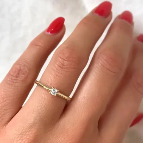 kampanje - diamant solitairering i 14 karat gull 0,12 ct