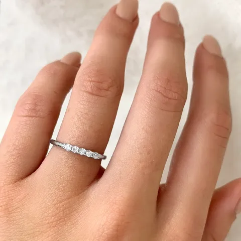 zirkon ring i sølv