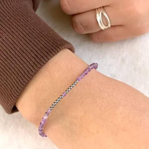 lilla stein armbånd med ametyst og hematite.