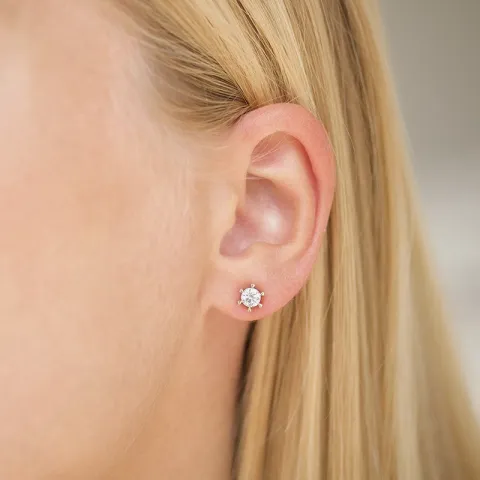 2 x 0,30 ct lab grown diamant solitaireørepynt i 14 karat gull med lab grown diamant 