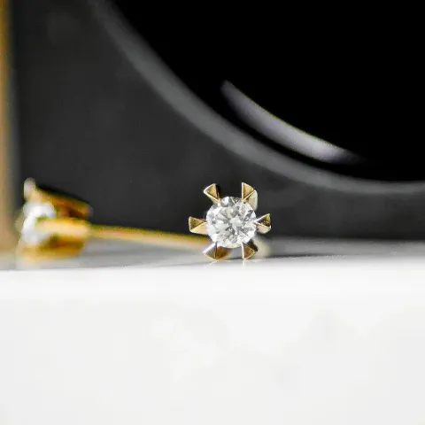 2 x 0,20 ct lab grown diamant solitaireørepynt i 14 karat gull med lab grown diamant 