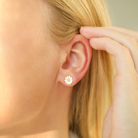 margeritt øredobber i forgylt sølv - Maggie