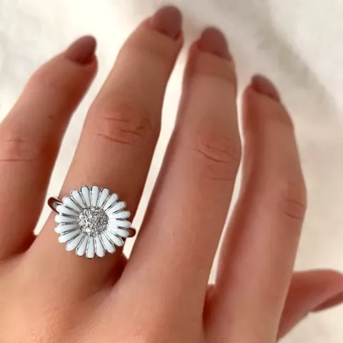 15 mm margeritt ring i rodinert sølv - Matilda