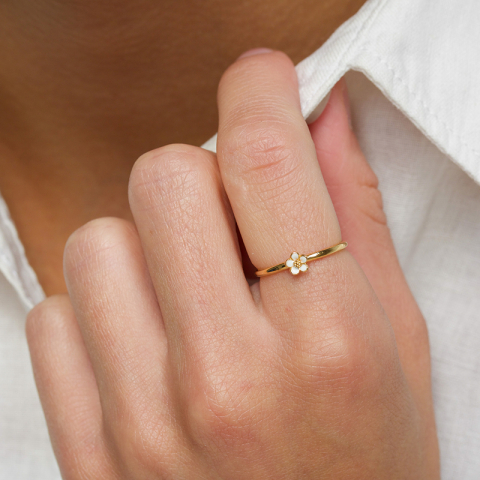 5 mm margeritt hvit ring i forgylt sølv - Majse