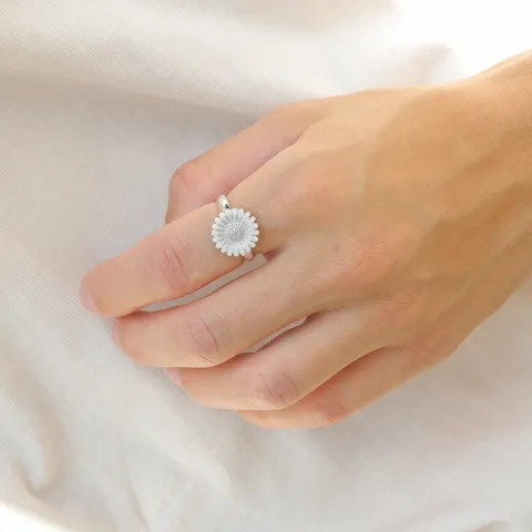 margeritt ring i sølv - Matilda