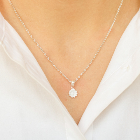 margeritt anheng i sølv - Maggie