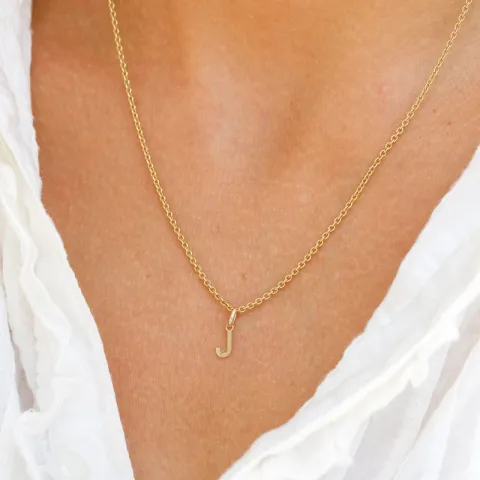 bokstav j anheng i 8 karat