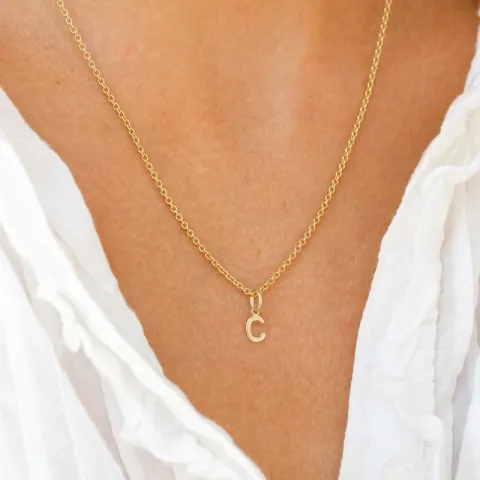 bokstav c anheng i 8 karat