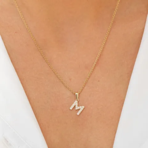 bokstav m anheng i 8 karat