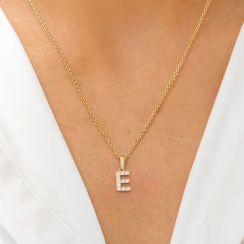 bokstav e anheng i 8 karat