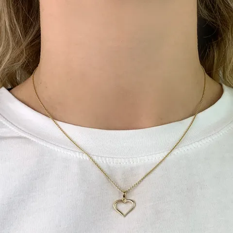 hjerte anheng i 8 karat med rhodium