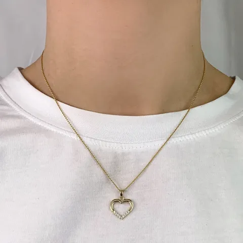 hjerte zirkon anheng i 8 karat