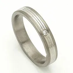 Giftering i 14 karat titanium og hvitt gull 0,025 ct