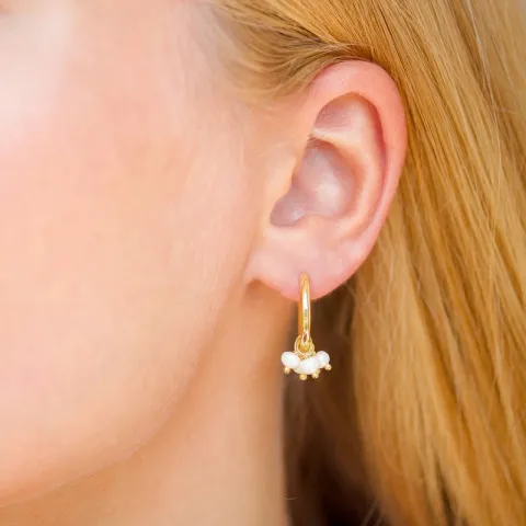 17 mm perle creol i forgylt sølv