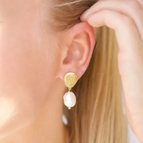 perle øredobber i forgylt sølv