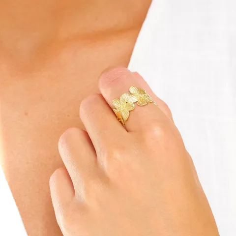 blomst ring i forgylt messing