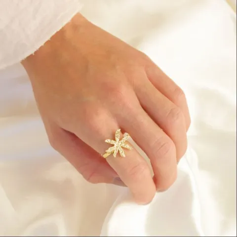 blomst ring i forgylt messing - Eliné