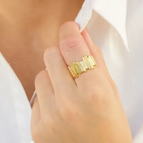 ring i forgylt messing - Eliné