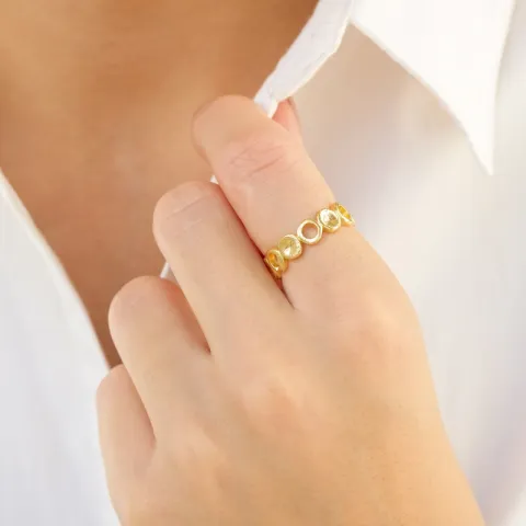 rund ring i forgylt messing - Eliné