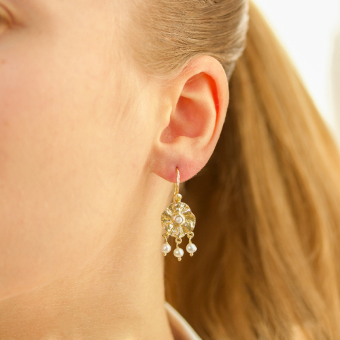 perle øredobber i forgylt messing - Eliné