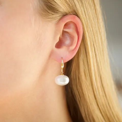 vanntette perle øredobber i forgylt stål - OCEANA