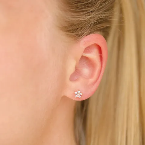 vanntette blomst helix piercing i forgylt stål - OCEANA