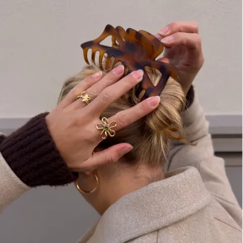 vanntett blomst grønn ring i forgylt stål - OCEANA