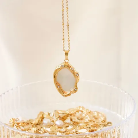 vanntett perle halskjede i forgylt stål - OCEANA