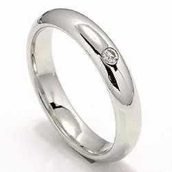 Giftering i 14 karat hvitt gull 0,05 ct