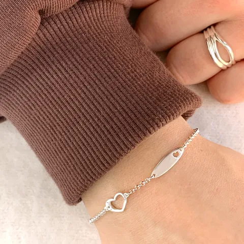 hjerte armbånd i sølv med anheng i sølv