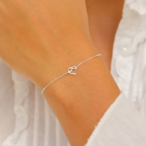 hjerte armbånd i sølv med anheng i sølv