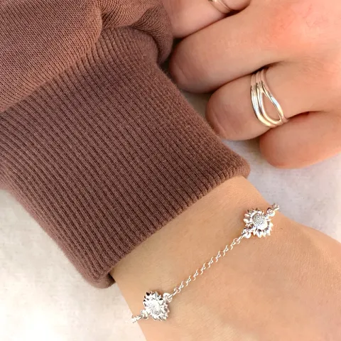 blomst armbånd i sølv med anheng i sølv