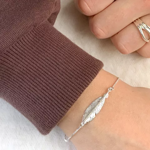 Enkel Fjær armbånd i sølv