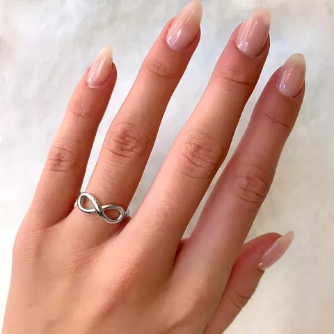 infinity ring i sølv