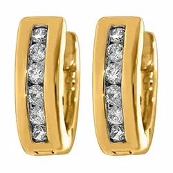 Liten diamant creol i 14 karat gull med diamanter