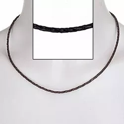 Flettet halskjede i svart lær  x 2,5 mm