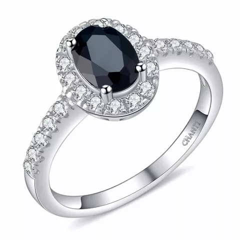 Oval svart ring i sølv
