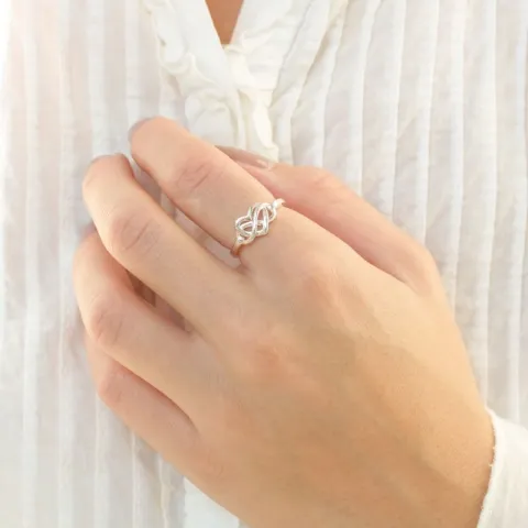 infinity ring i sølv - Amoré