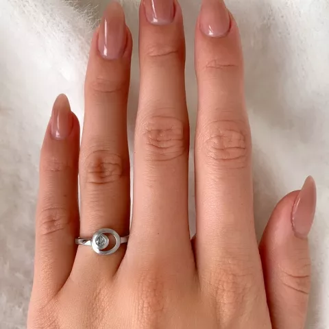 Fingerringer: rund ring i sølv