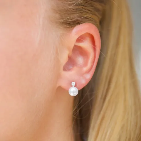 perle øredobber i sølv