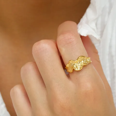ring i forgylt sølv
