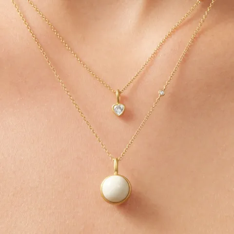 Julie Sandlau Amorina hjerte anheng i forgylt sølv hvit zirkon