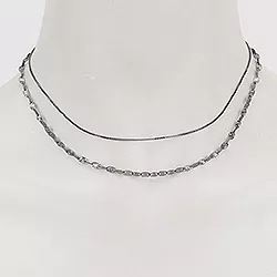 RebekkaRebekka halskjede i svart rodinert sølv