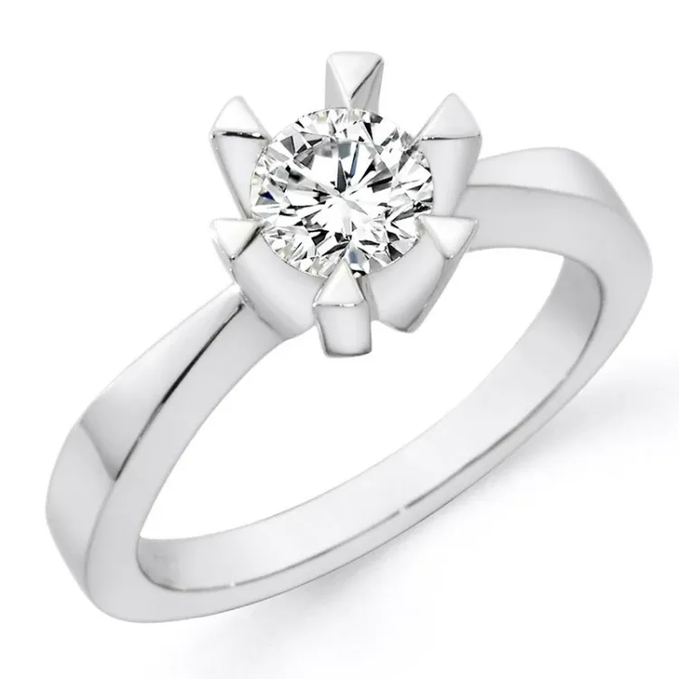 diamant ring i 14 karat hvitt gull 0,50 ct