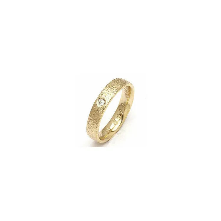 Giftering fra rs of scandinavia i 8 karat gull 0,02 ct